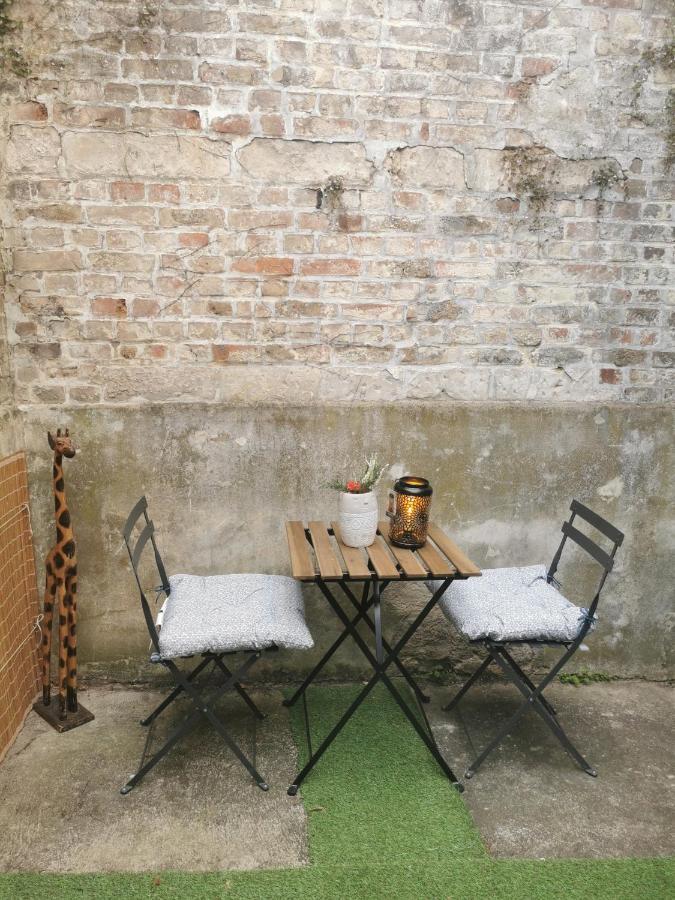 Appartement Cozy En Plein Centre Ville Amiens Exterior foto